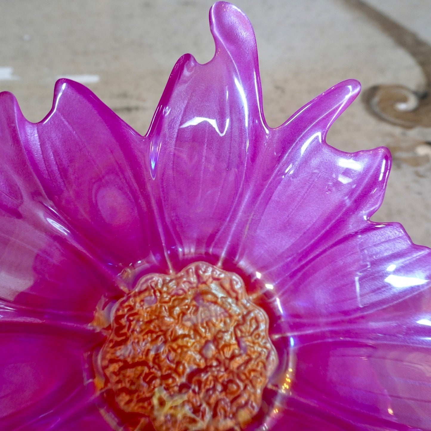 VTG Pink Art Glass Flower Bowl Murano Style Centerpiece Large Irridescent